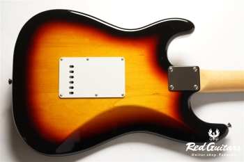 MADE IN JAPAN Traditional II 60s Stratocaster - 3Tone Sunburst